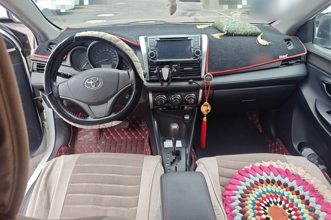 Toyota Vios 2015 صورة سيارة #23