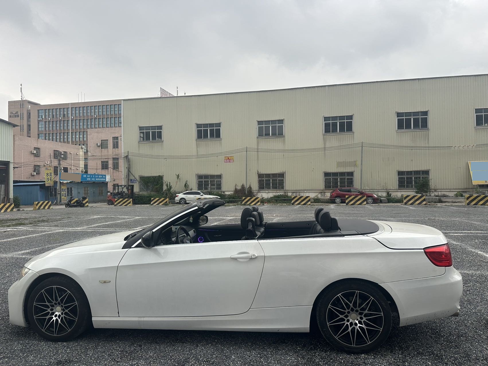 BMW 3 Series (Imported) 2011 изображение автомобиля #7