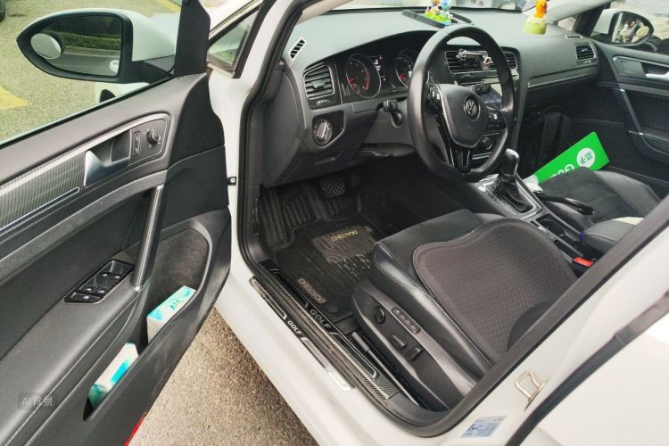Volkswagen Golf 2018 #18 Volkswagen Golf 2018 car image #18
