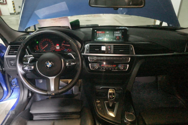 BMW 3 Series 2019 imagen de coche #11