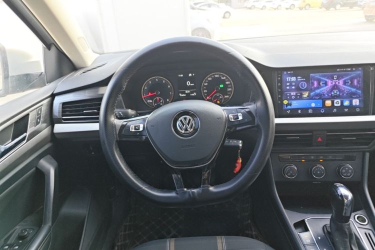 Volkswagen Lavida 2020 car image #11