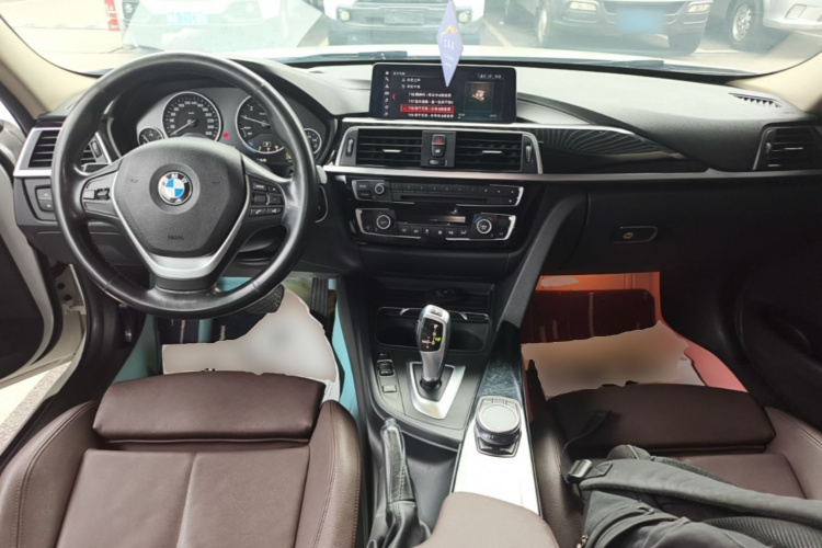 BMW 3 Series 2019 #10 BMW 3 Series 2019 car image #10