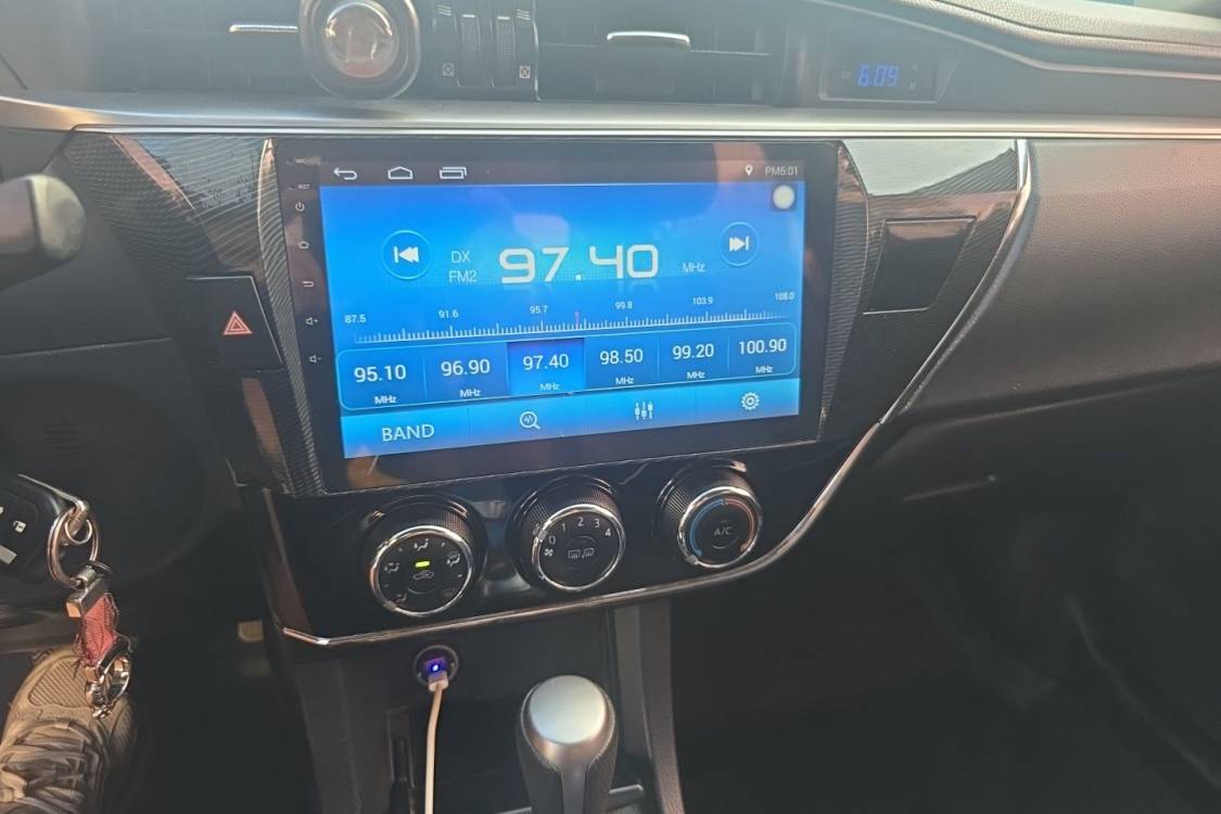 Toyota Corolla 2016 immagine di auto #28