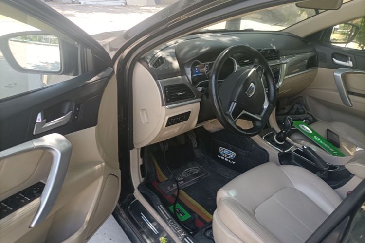 GEELY Emgrand 2017 car image #12