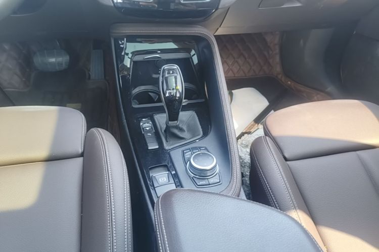 BMW X1 2023 car image #14