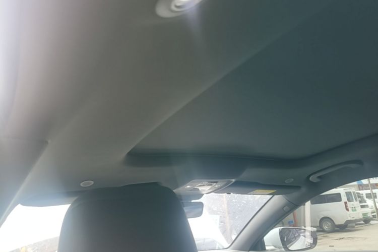 BYD Han 2022 car image #18