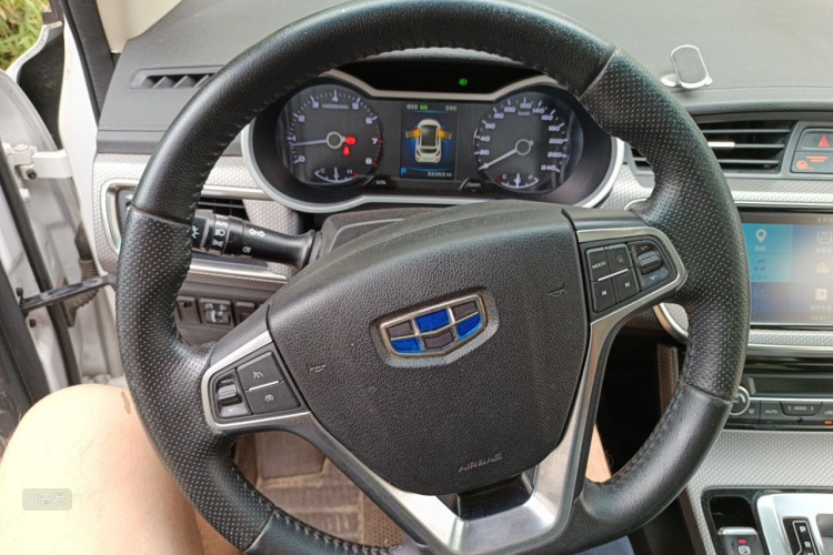GEELY Emgrand GS 2018 #12 GEELY Emgrand GS 2018 car image #12