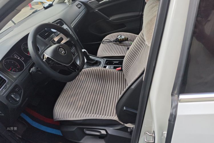 Volkswagen Golf 2015 car image #17