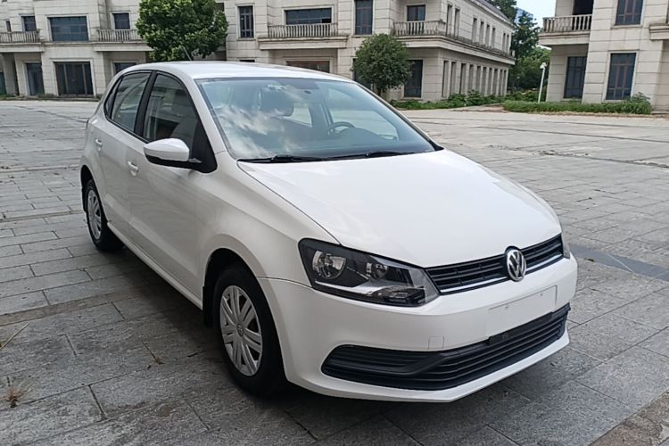 Volkswagen Polo 2017 car image #6