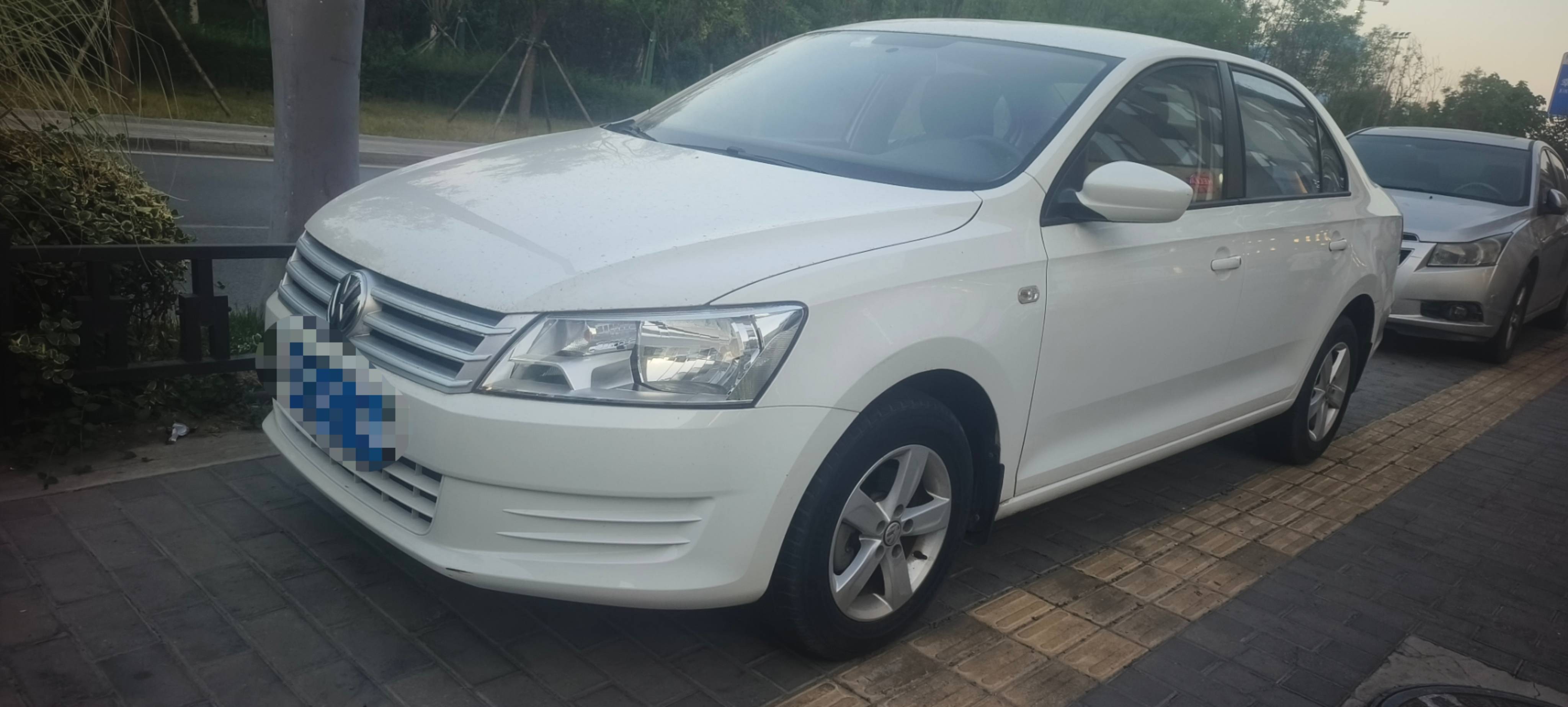 Volkswagen Santana 2016 car image 