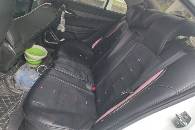 GEELY Emgrand 2022 car image #14