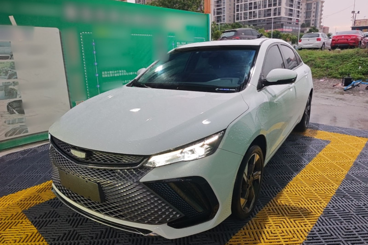 GEELY Emgrand L HiP 2022 car image #2