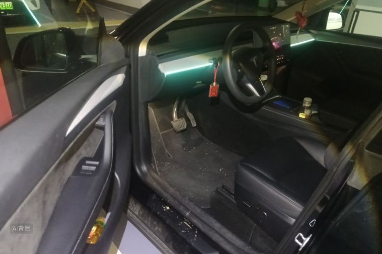 Tesla Model Y 2023 #18 Tesla Model Y 2023 car image #18