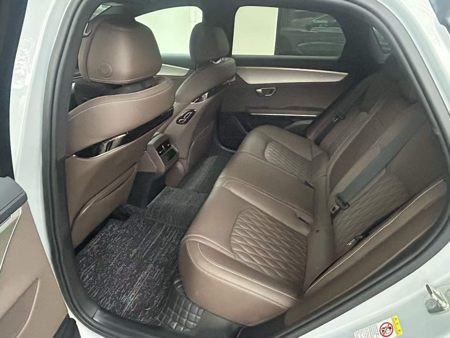 BYD Han 2025 #4 BYD Han 2025 immagine di auto #4