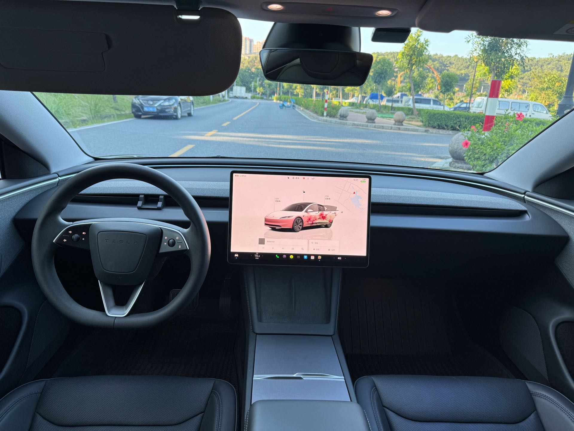 Tesla Model 3 2024 car image #4