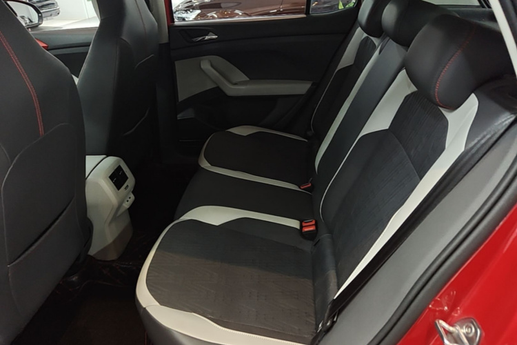 Volkswagen T-Cross 2020 #17 Volkswagen T-Cross 2020 immagine di auto #17