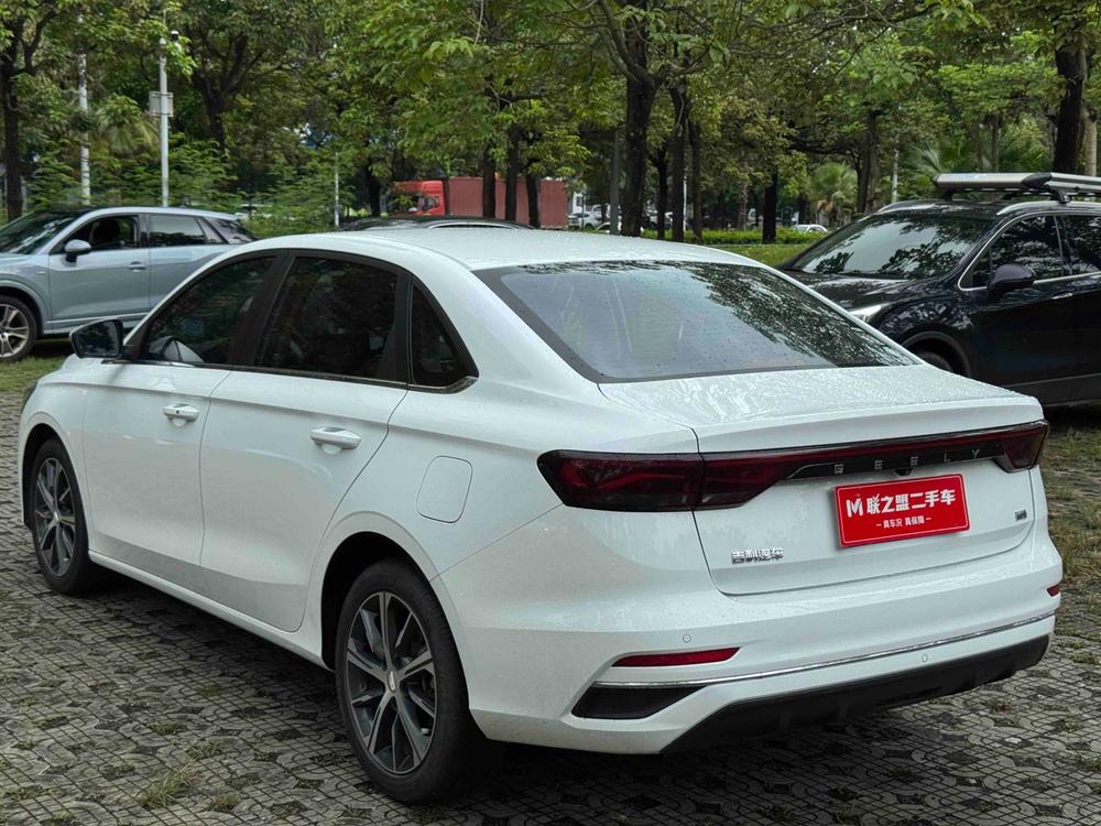 GEELY Emgrand 2022 #5 GEELY Emgrand 2022 car image #5