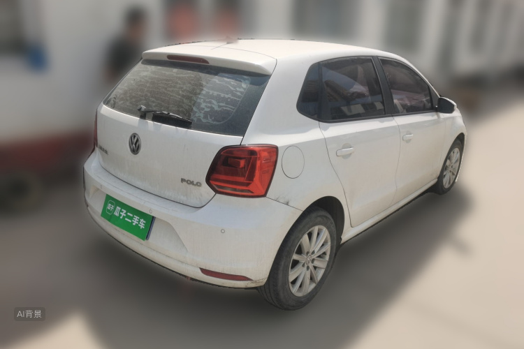 Volkswagen Polo 2015 car image #7