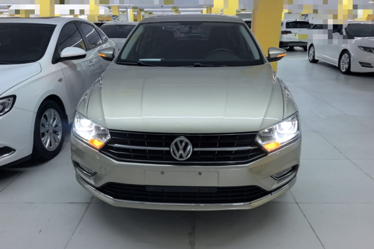 Volkswagen Bora 2019 #3 Volkswagen Bora 2019 car image #3