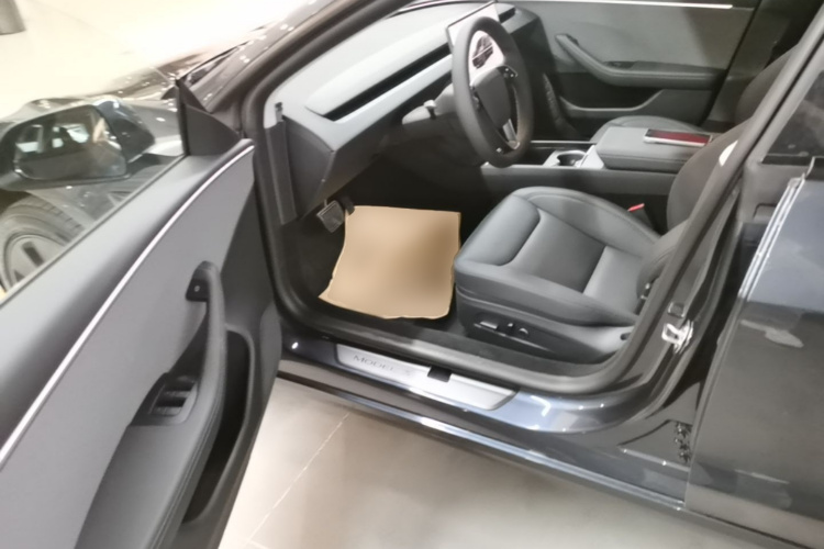 Tesla Model 3 2026 #12 Tesla Model 3 2026 изображение автомобиля #12