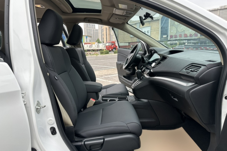 Honda CR-V 2017 #23 Honda CR-V 2017 car image #23
