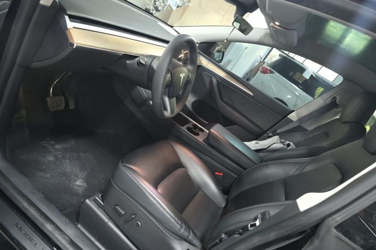 Tesla Model Y 2022 #15 Tesla Model Y 2022 car image #15