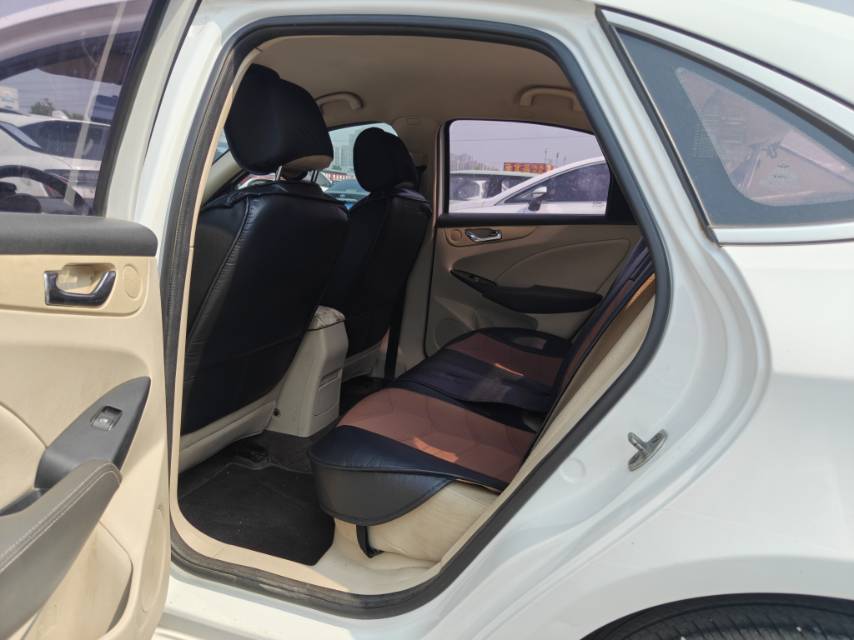 Chery Arrizo 7 2015 car image #4