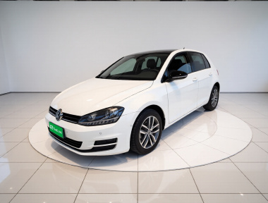 Volkswagen Golf 2017 Volkswagen Golf 2017 car image