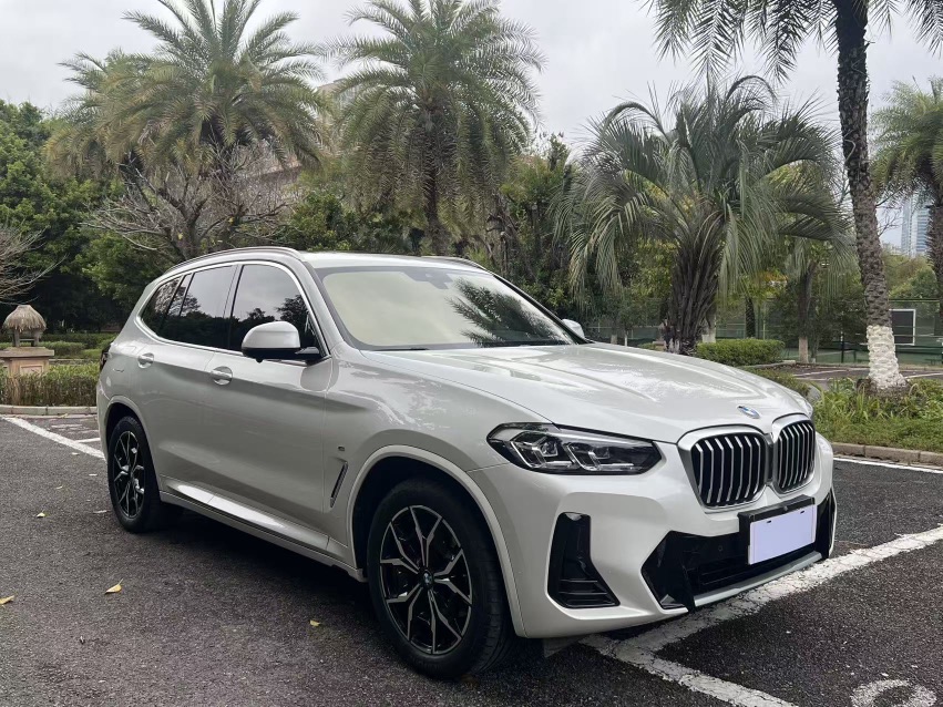 BMW X3 2023 car image #3