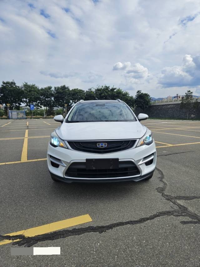 GEELY Emgrand GS 2019 #2 GEELY Emgrand GS 2019 car image #2