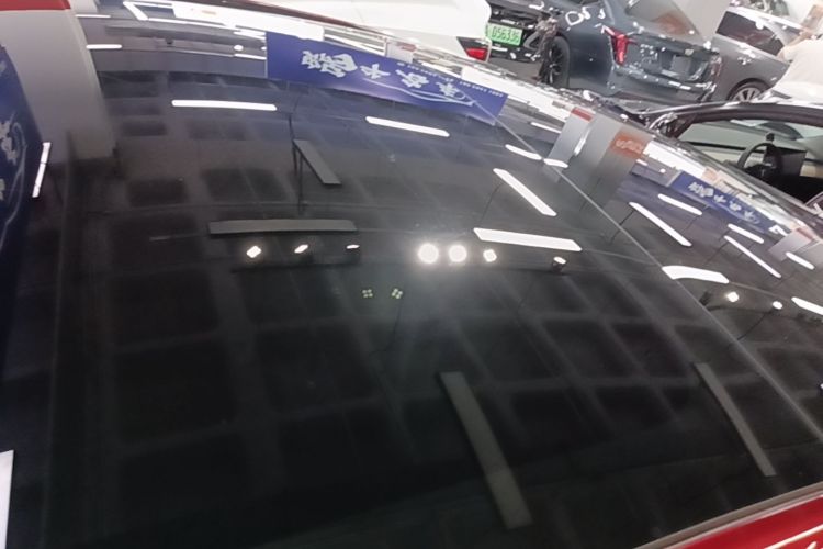 Tesla Model 3 2024 car image #25