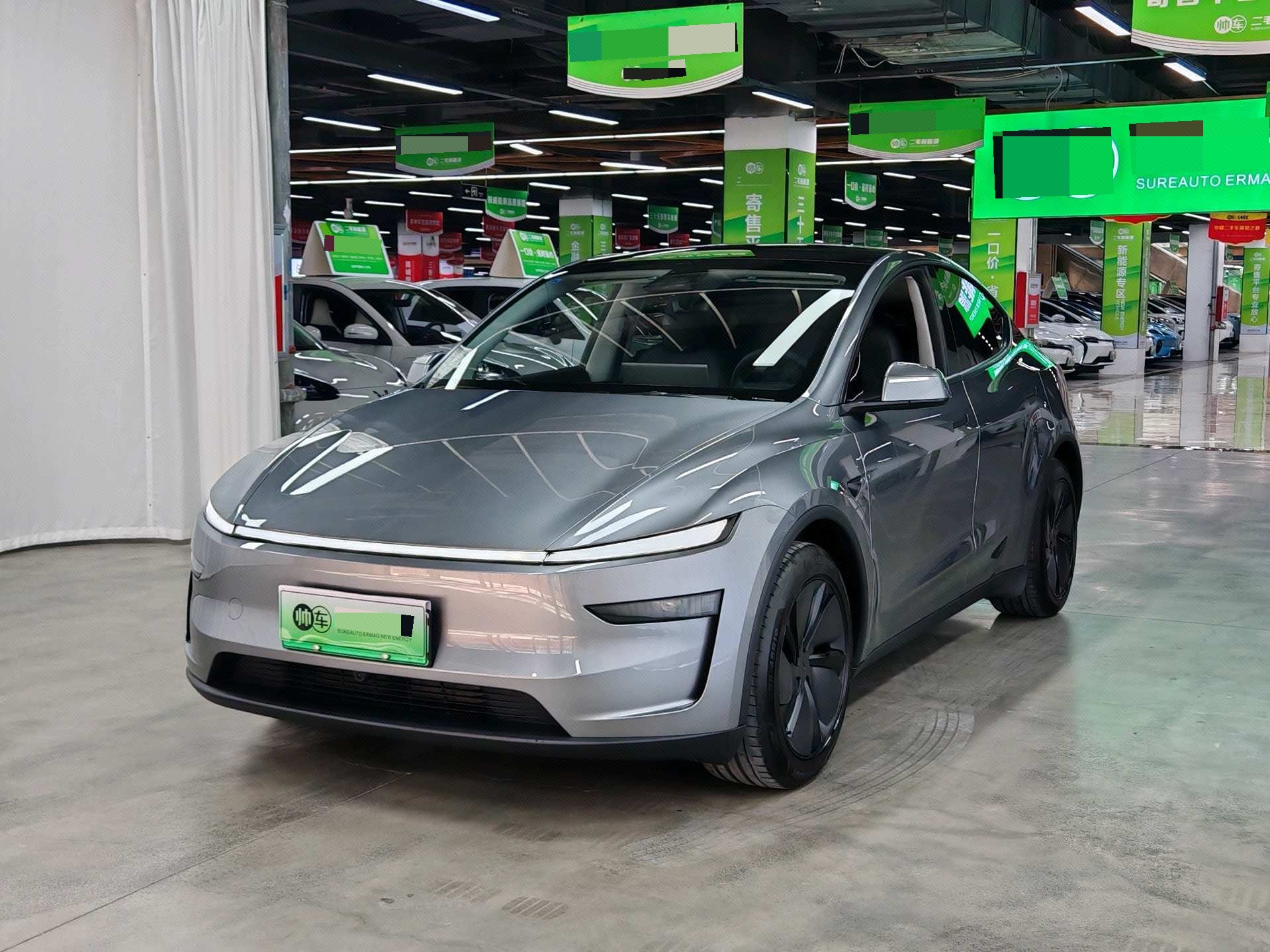 Tesla Model Y 2025 Tesla Model Y 2025 car image