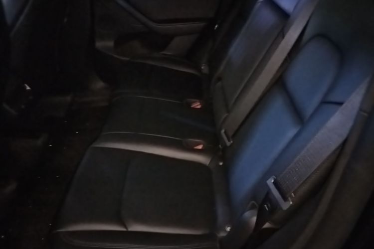 Tesla Model Y 2024 car image #17
