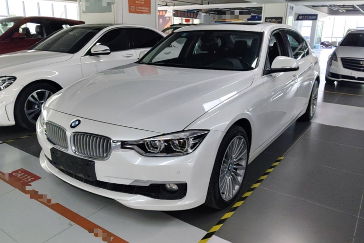 BMW 3 Series 2017 #2 BMW 3 Series 2017 car image #2
