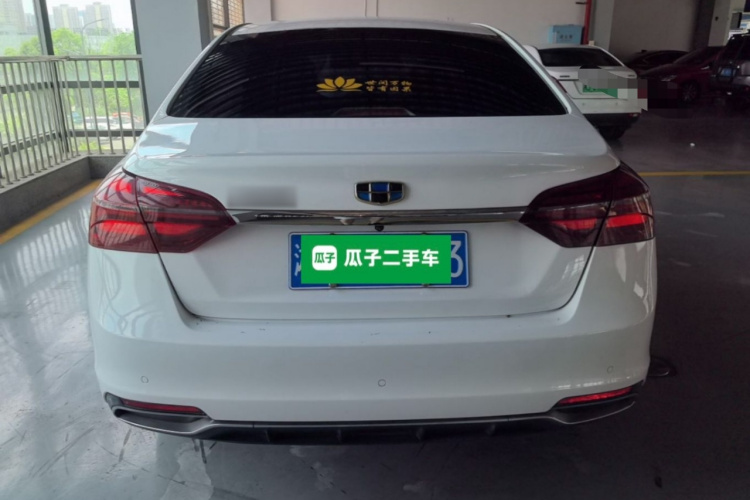 GEELY Emgrand 2018 car image #6