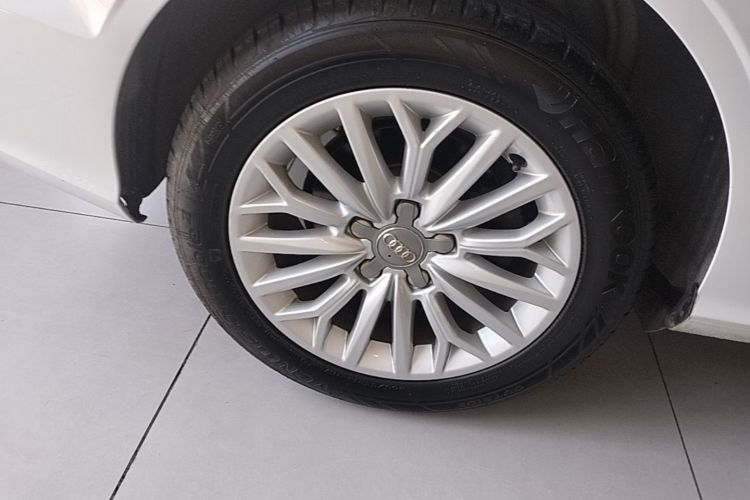 Audi A3 2016 immagine di auto #10