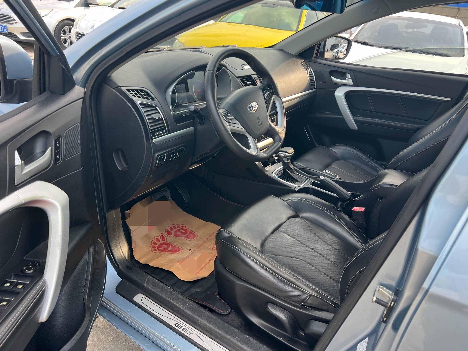 GEELY Emgrand 2016 car image #4