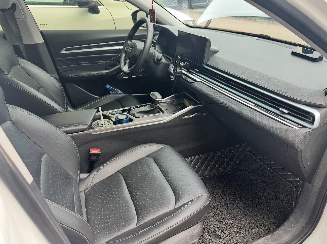 GEELY Emgrand 2022 #4 GEELY Emgrand 2022 immagine di auto #4