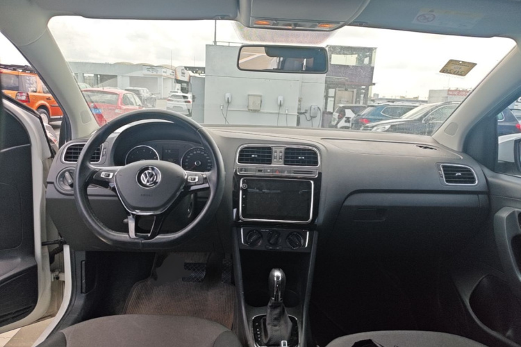 Volkswagen Polo 2018 #10 Volkswagen Polo 2018 car image #10