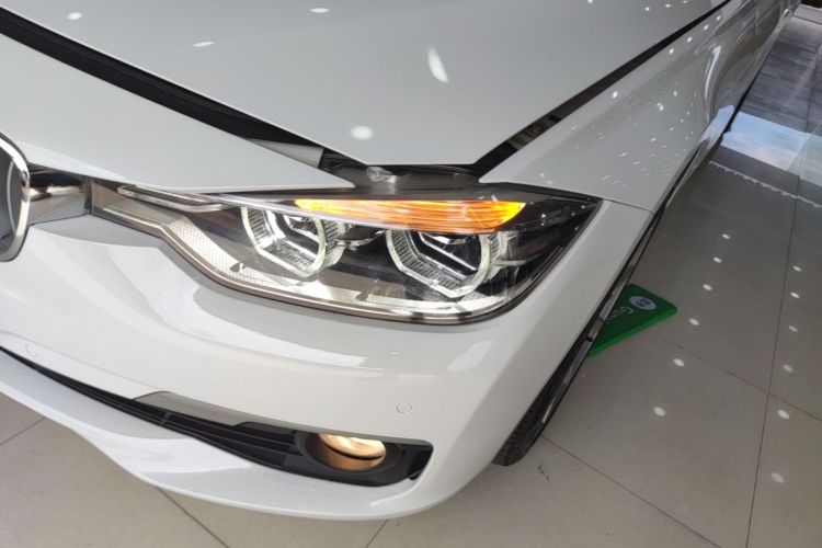 BMW 3 Series 2018 #23 BMW 3 Series 2018 car image #23