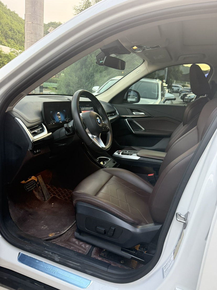 BMW X1 2024 car image #4
