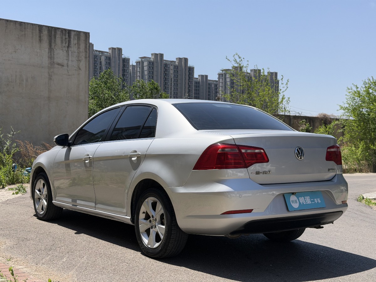 Volkswagen Bora 2013 #4 Volkswagen Bora 2013 изображение автомобиля #4