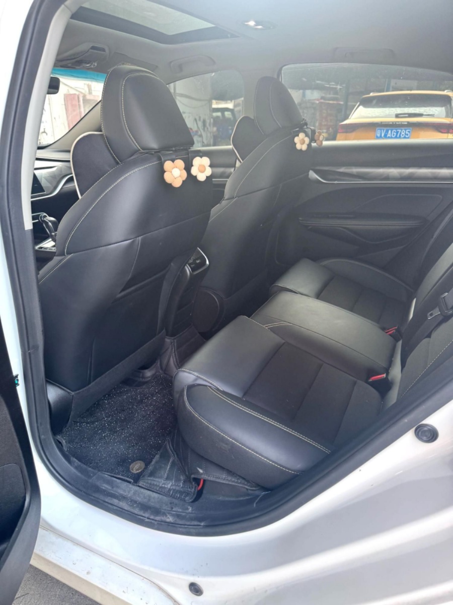 GEELY Binray 2021 immagine di auto #6