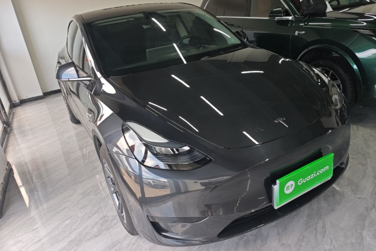Tesla Model Y 2024 car image #4