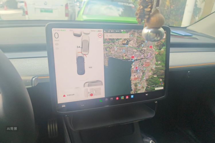 Tesla Model Y 2023 immagine di auto #13