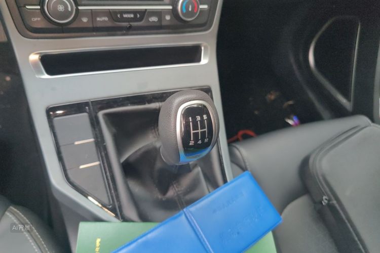 GEELY Emgrand 2021 car image #16