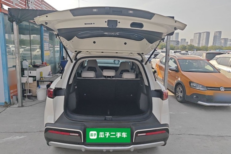 BYD YuanUP 2025 #19 BYD YuanUP 2025 image de voiture #19