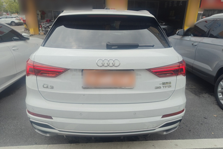 Audi Q3 2023 image de voiture #6