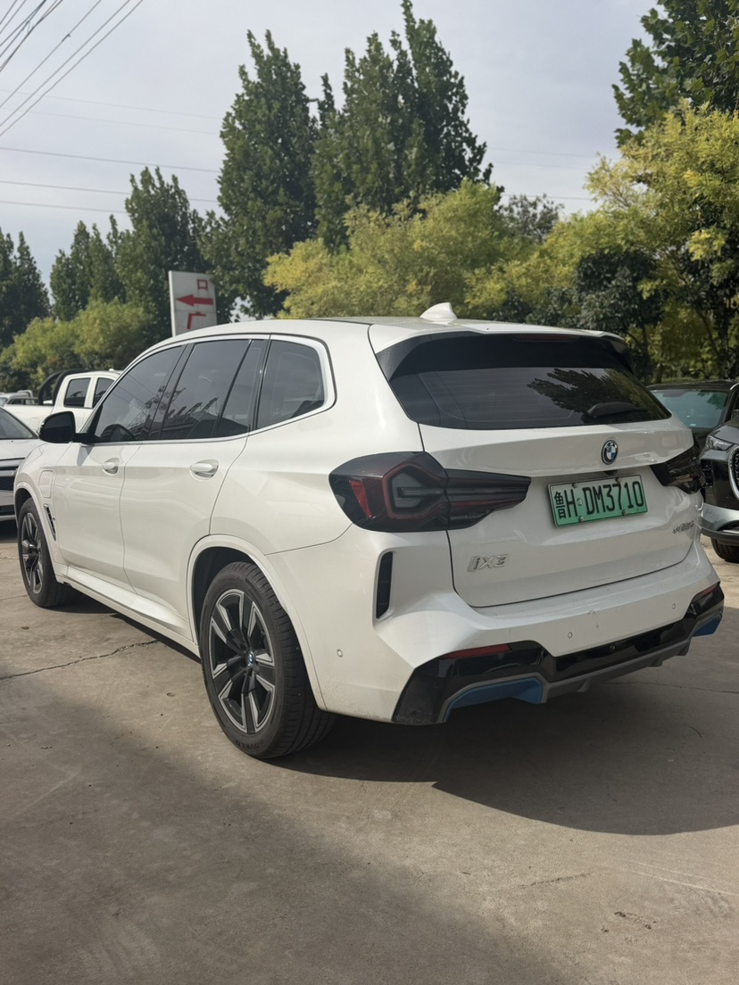 BMW iX3 2021 #6 BMW iX3 2021 immagine di auto #6