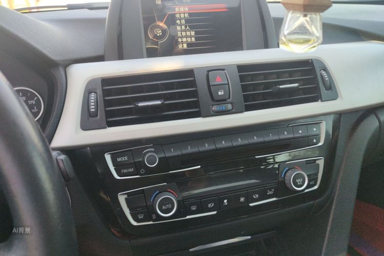 BMW 3 Series 2015 car image #15